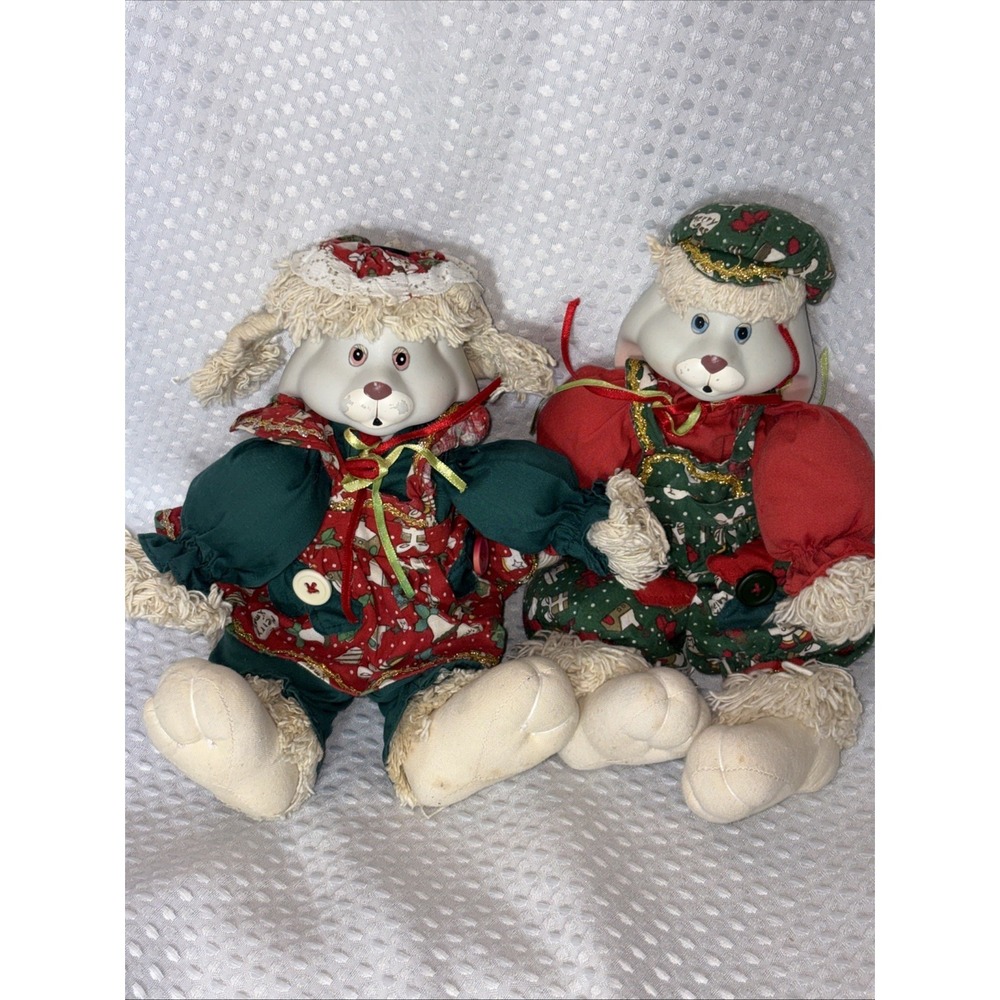 VTG House Of Lloyd 2 Porcelain Christmas Bunny Dolls Hip &‎ Hop, Shelf Sitters